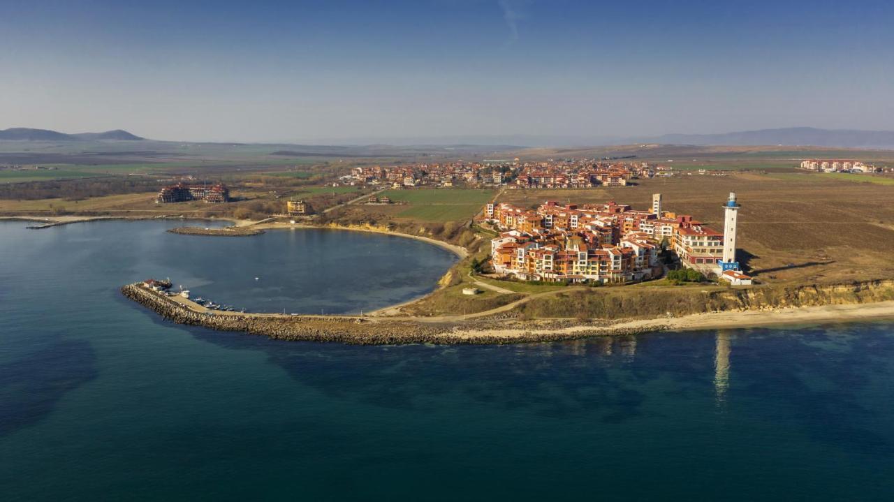 Menada Apartments In Marina Cape Ravda Exteriör bild